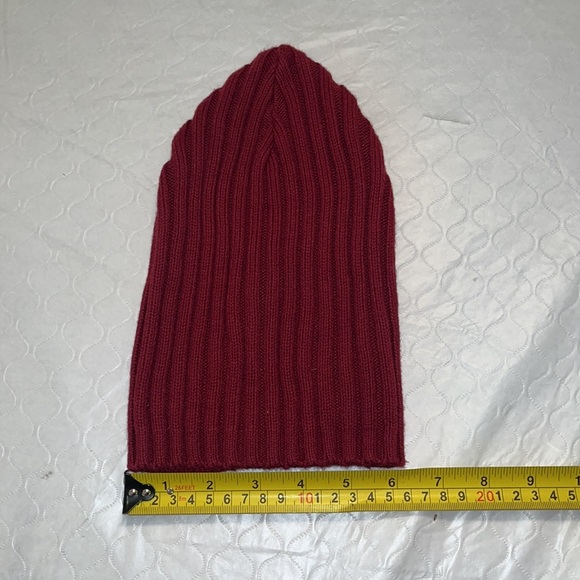 Gymboree burgundy unisex beanie hat - Picture 3 of 4
